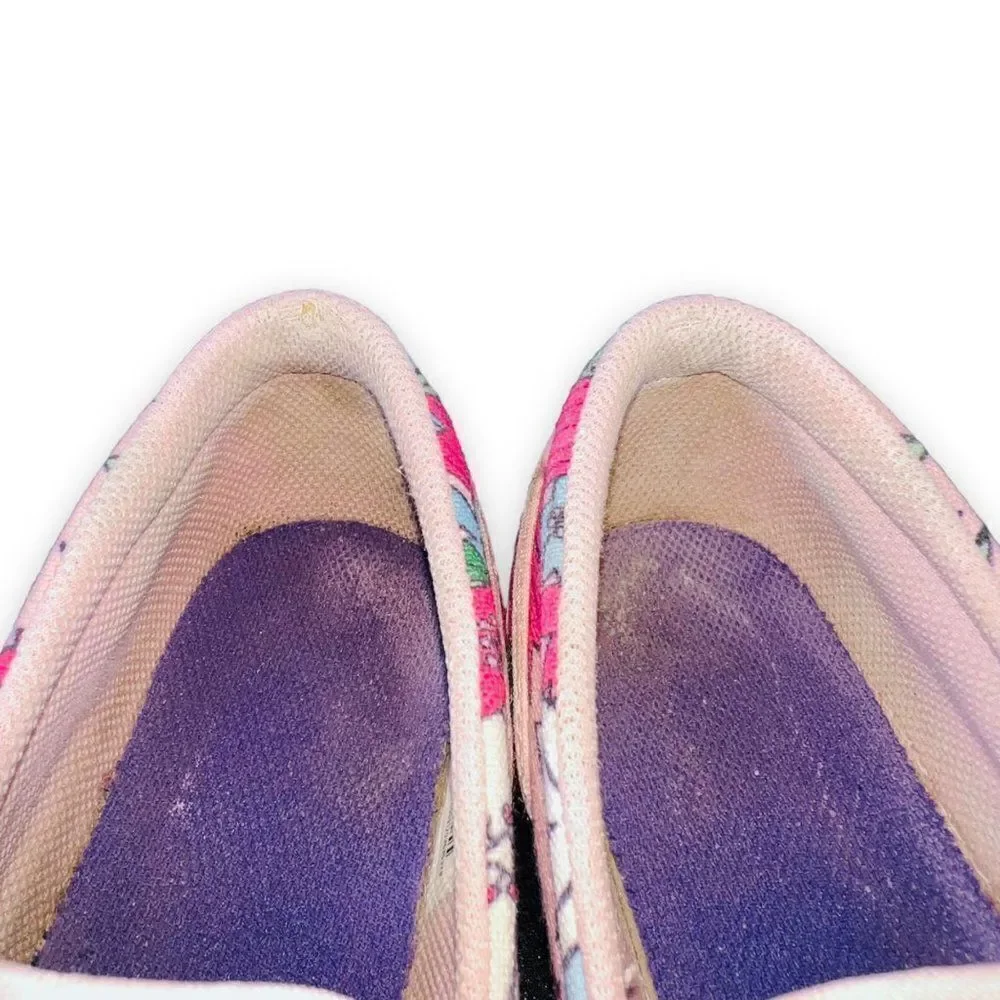 Nike Toki 